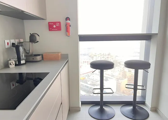 Isle Royal By Mercury Tower Apartment *