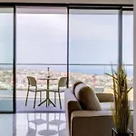 Apartment Isle Royal By Mercury Tower *