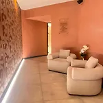 Isle Royal By Mercury Tower Apartment