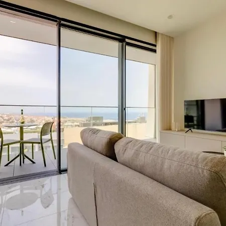 Appartamento Isle Royal By Mercury Tower San Giuliano