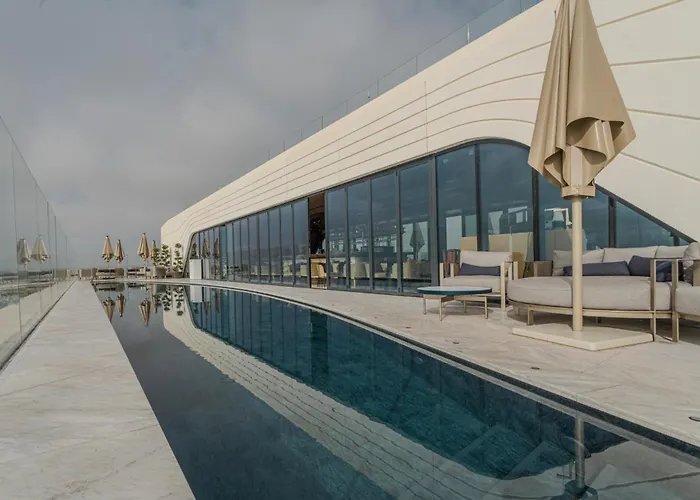 Isle Royal By Mercury Tower *