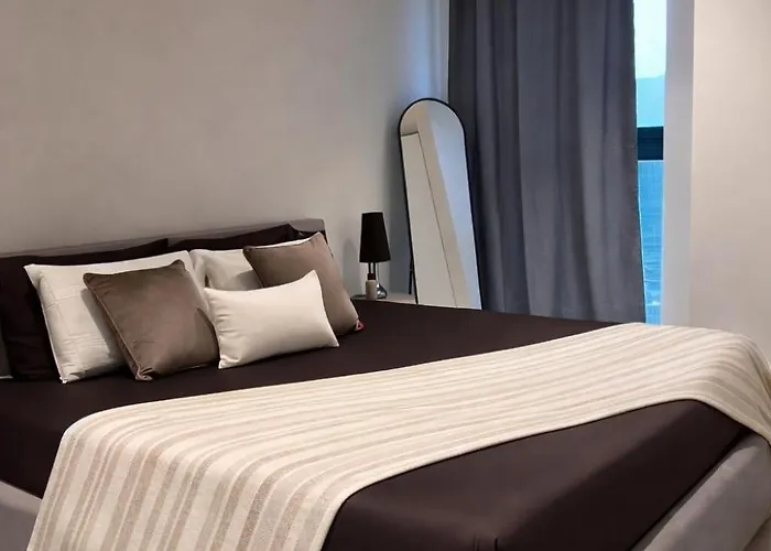 Isle Royal By Mercury Tower 公寓