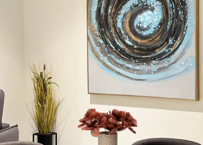 Isle Royal By Mercury Tower 公寓