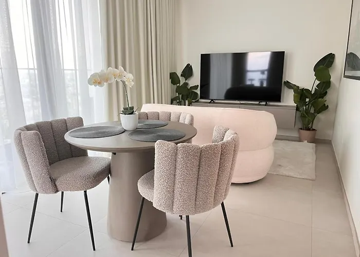 Isle Royal By Mercury Tower 公寓 *