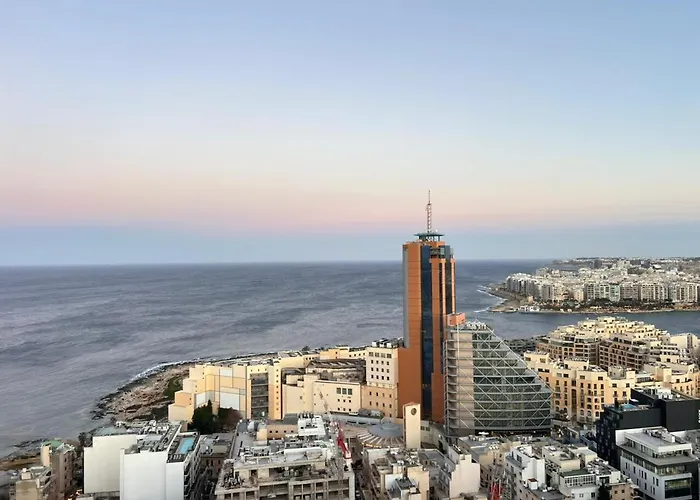 Isle Royal By Mercury Tower 公寓 *