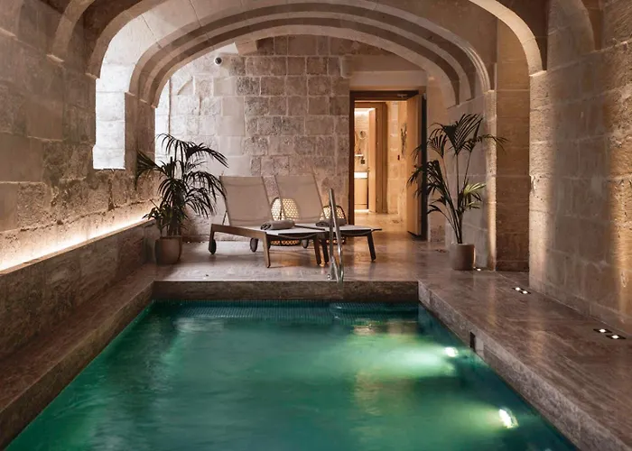 Isle Royal By Mercury Tower *